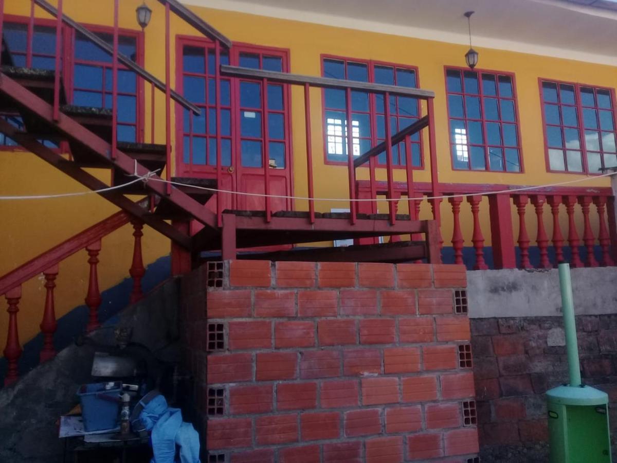 Wooden Wasi Hostel 라파스 외부 사진