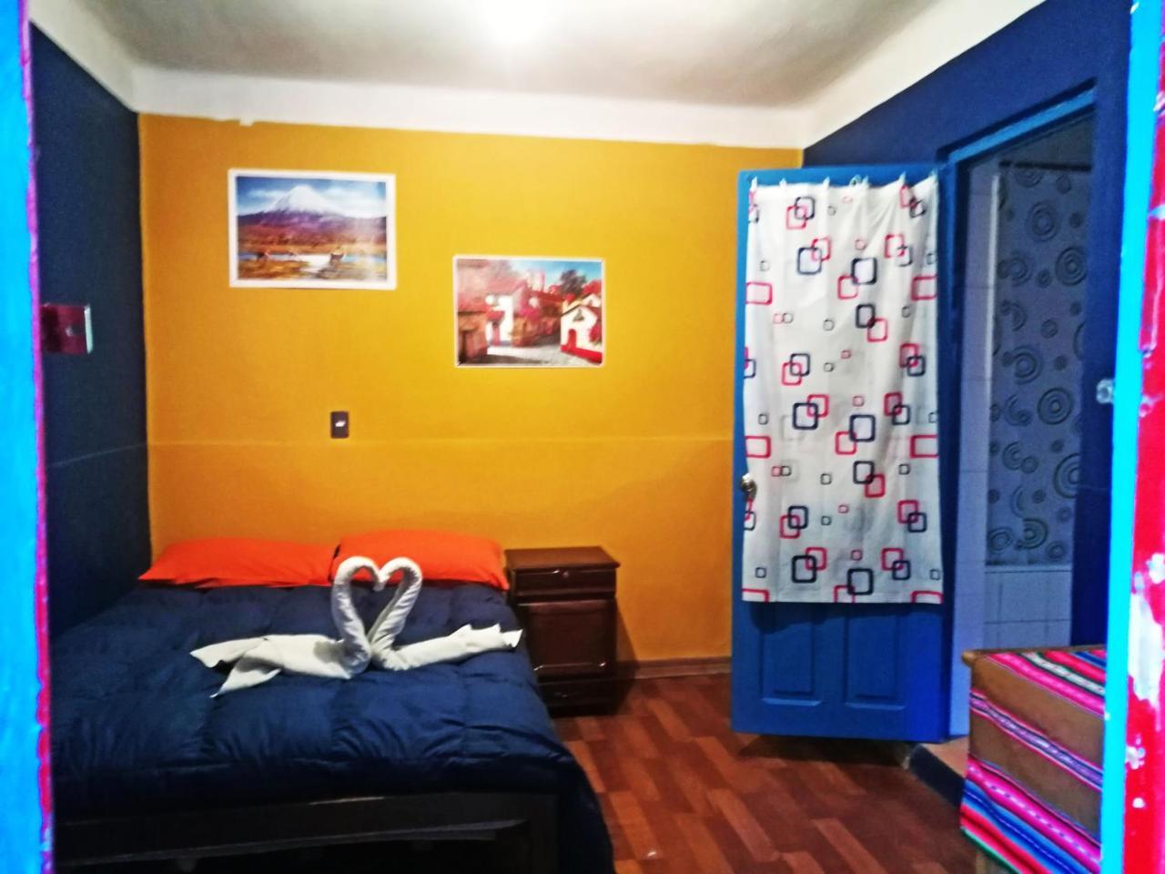 Wooden Wasi Hostel 라파스 외부 사진