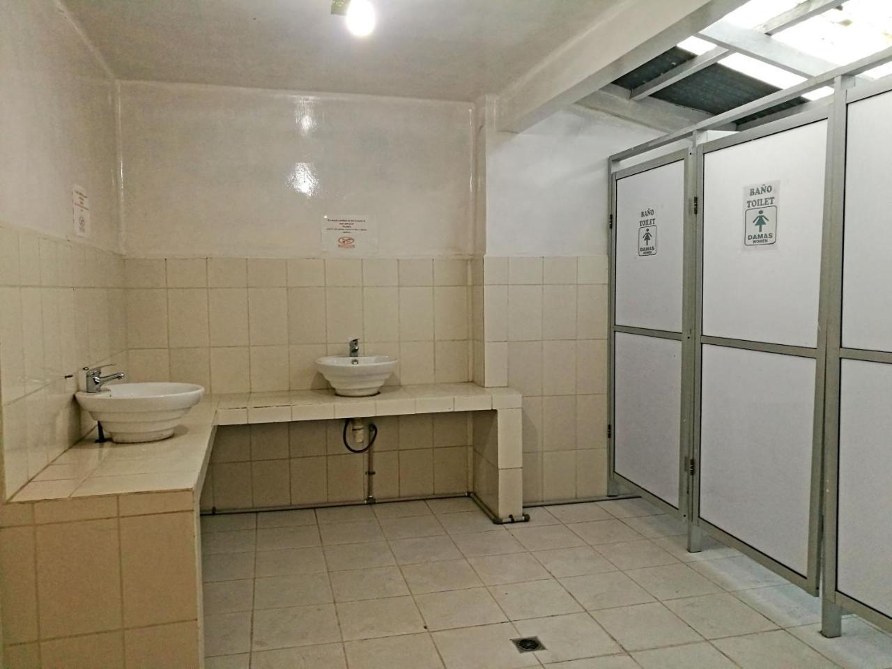 Wooden Wasi Hostel 라파스 외부 사진